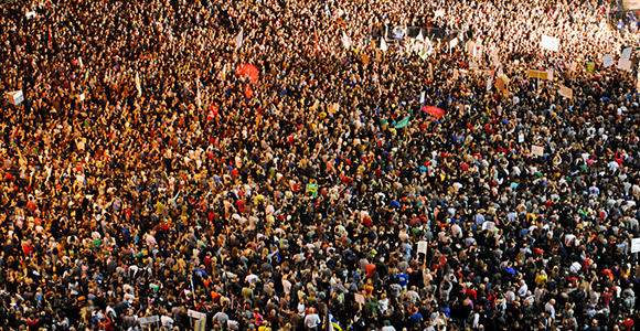 protest crowd